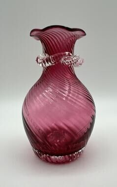 Pilgrim Cranberry Glass Hand Blown Optic Swirl Bud Vase 4.5” Applied Ribbon